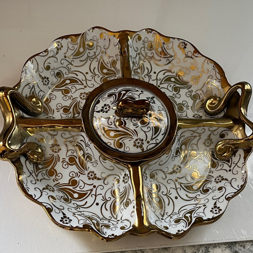 Elegant Gold and White Fruit & Nuts Kitchen Platter